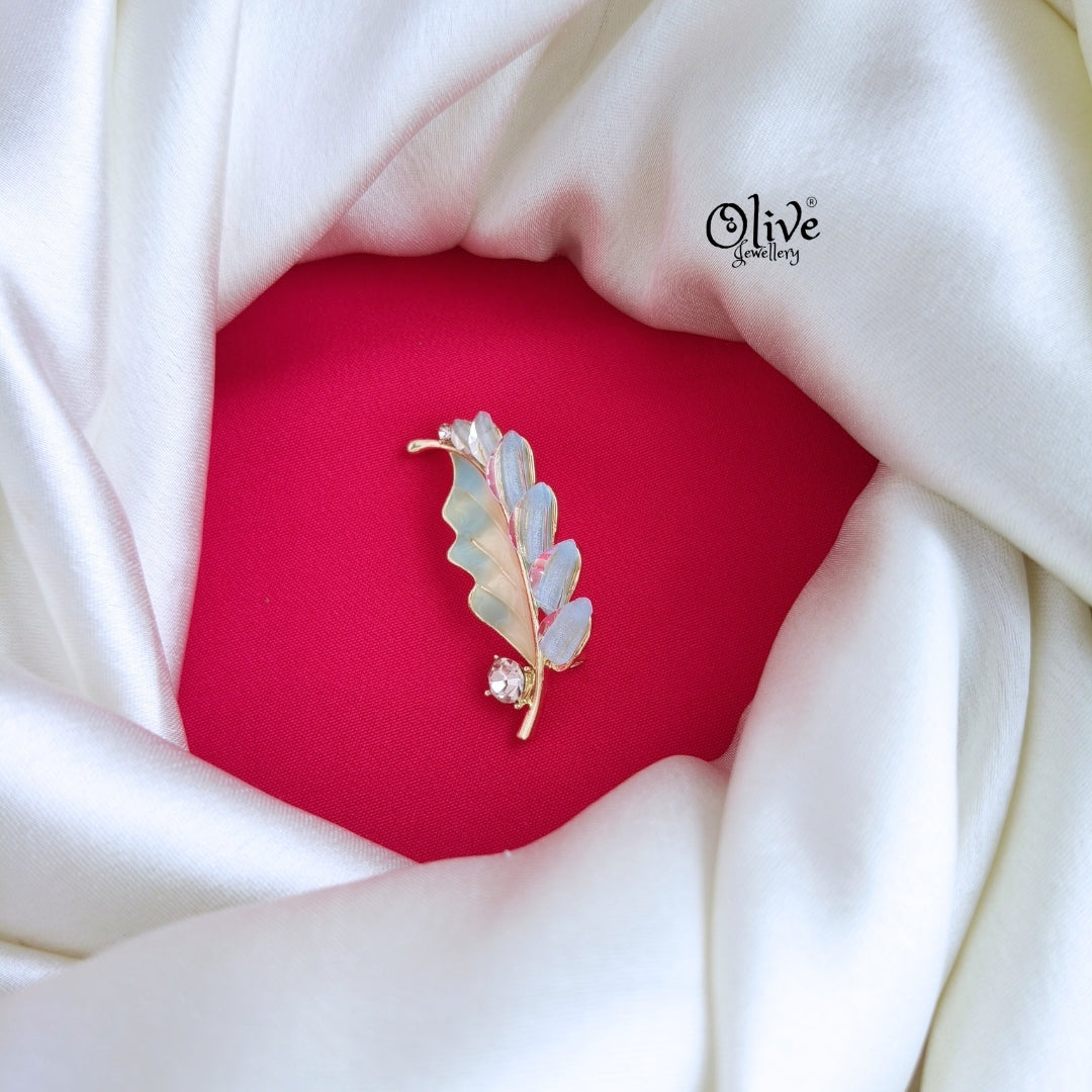 Leaf  Brooch - 621
