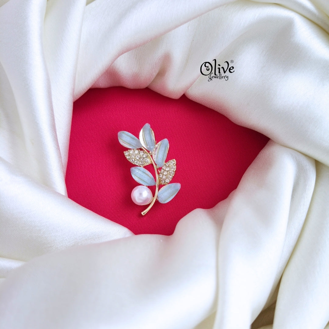 Leaf  Brooch - 626