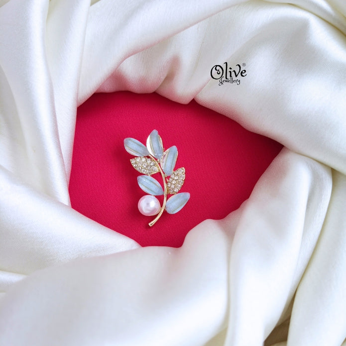 Leaf  Brooch - 626