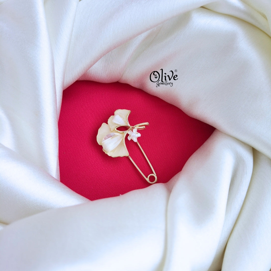 Lotus Shape brooch