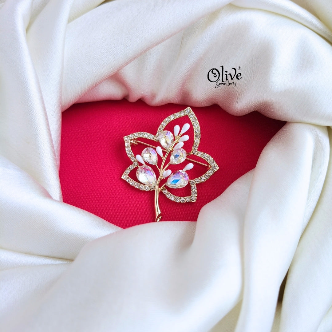 Leaf Brooch - 647