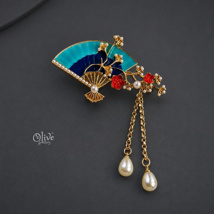 Pearl Fan Elegance Brooch