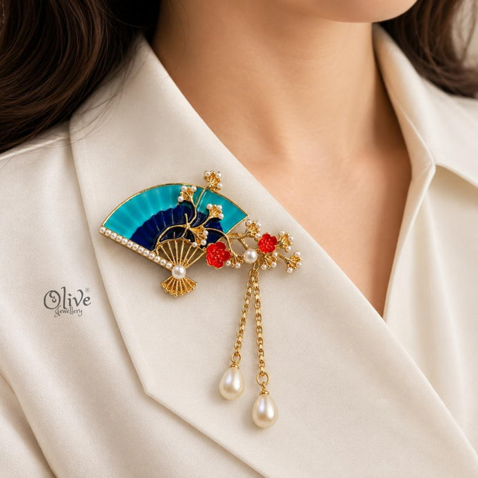 Pearl Fan Elegance Brooch