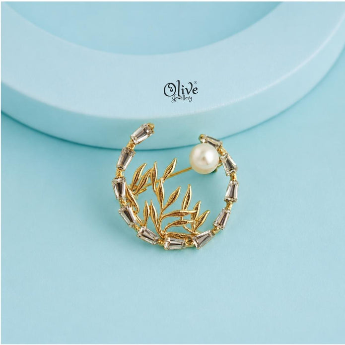 Pearl Laurel Brooch