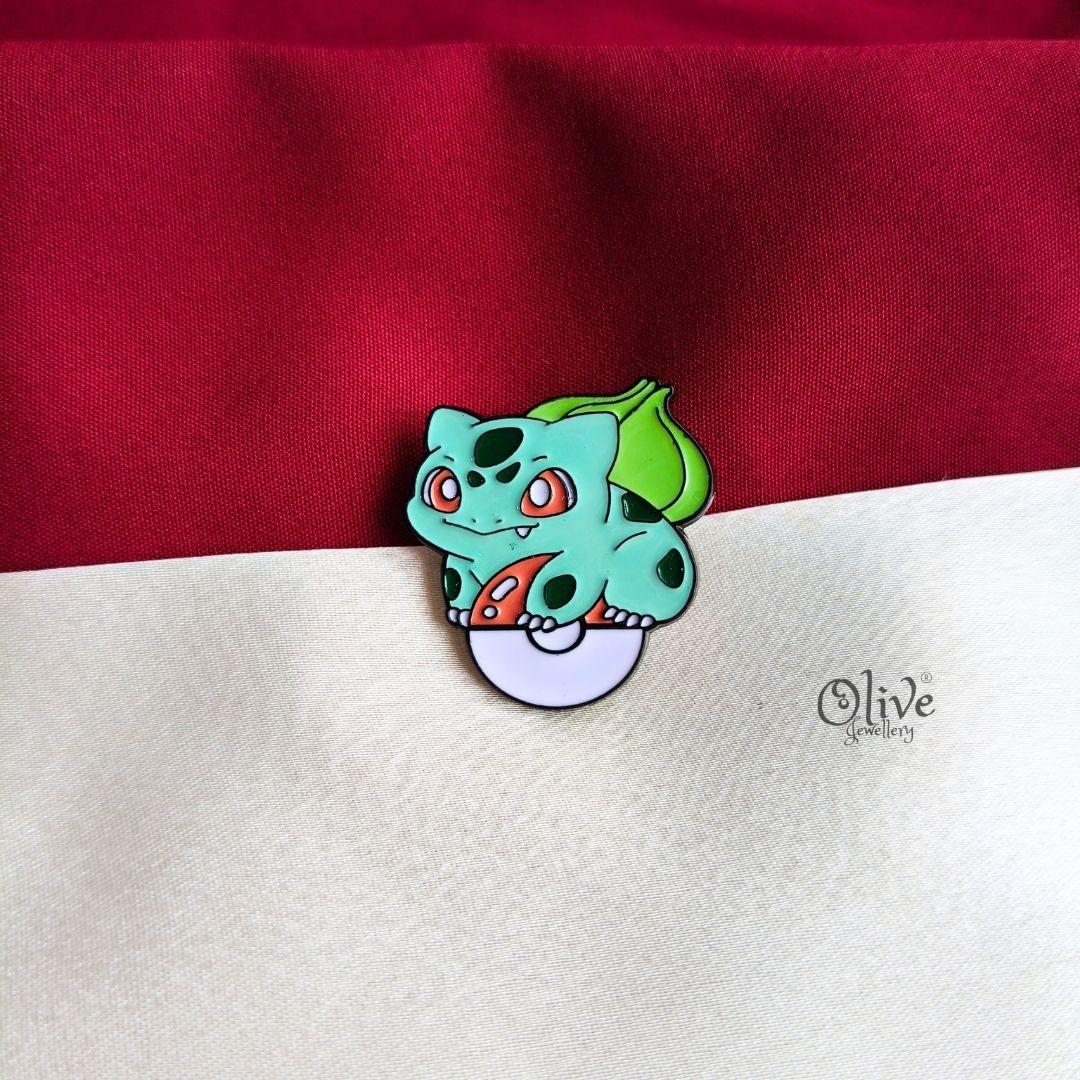 Bulbasaur Poké Ball Enamel Pin