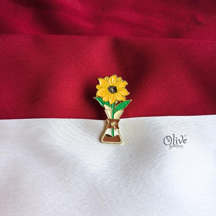 Sunflower Bouquet Enamel Pin