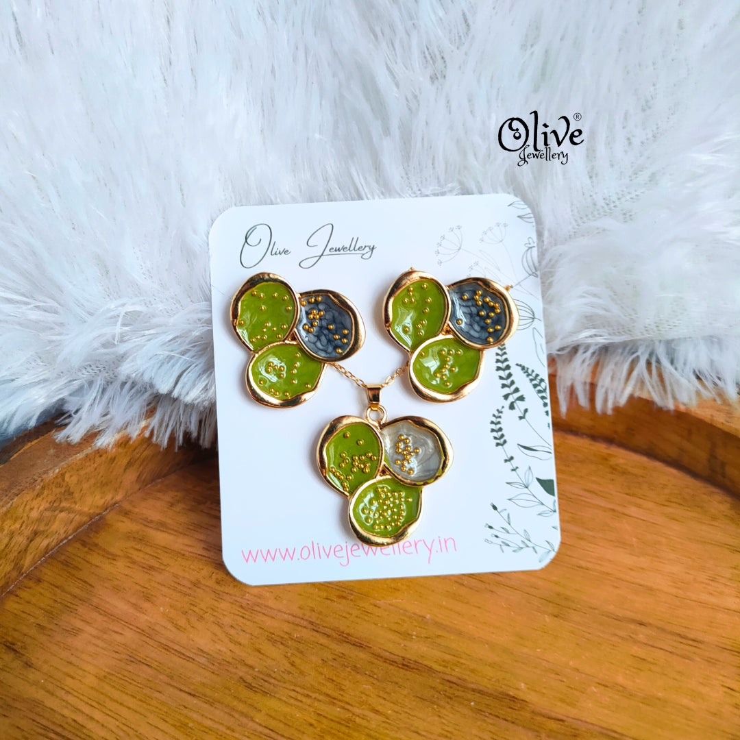 Enamel Pendent - 124 - Pendent with Earrings (Combo Set)