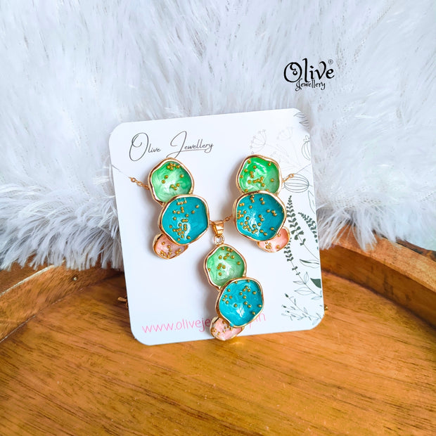 Enamel Pendent - 130 - Pendent with Earrings (Combo Set)