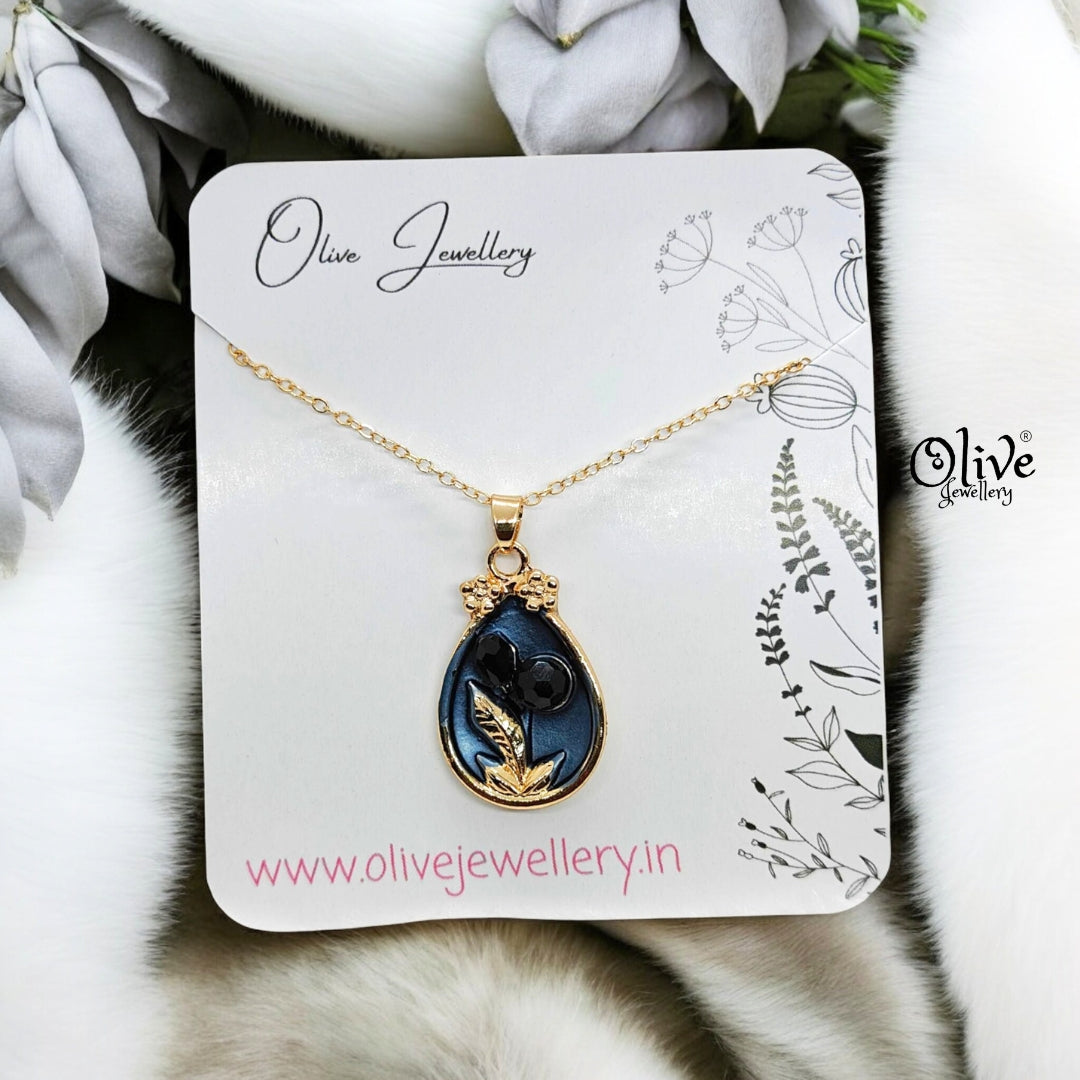 Enamel Chains - 162