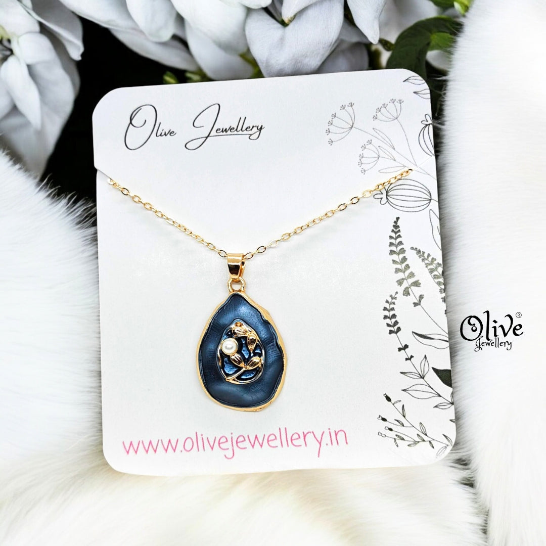 Enamel Chains - 210
