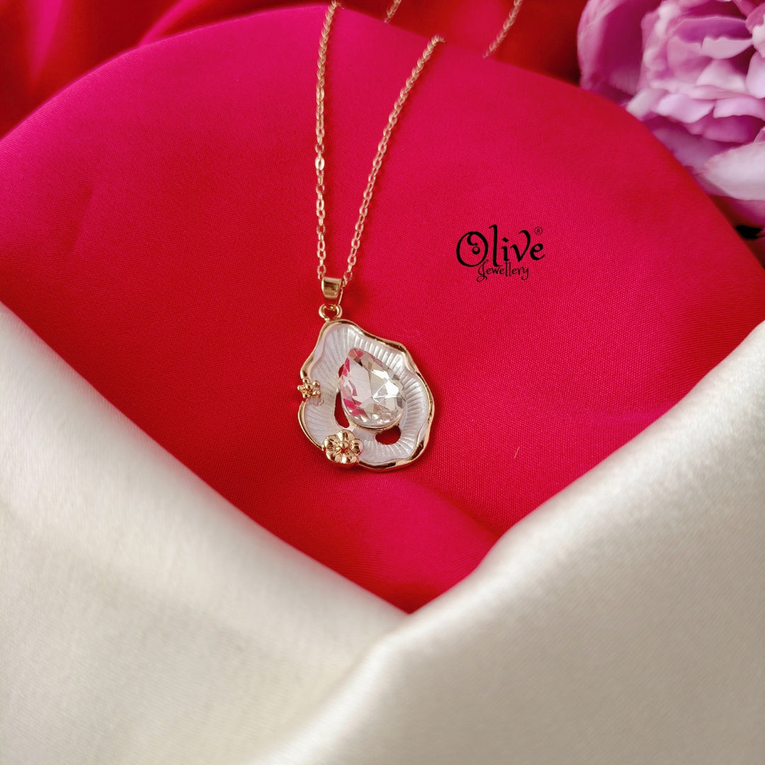 Enamel Chains - 229