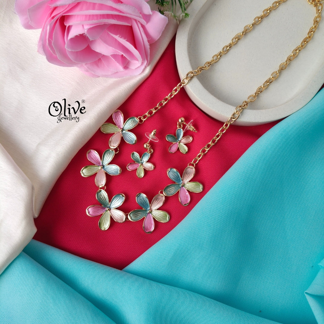 Multicolor Flower Enamel Necklace