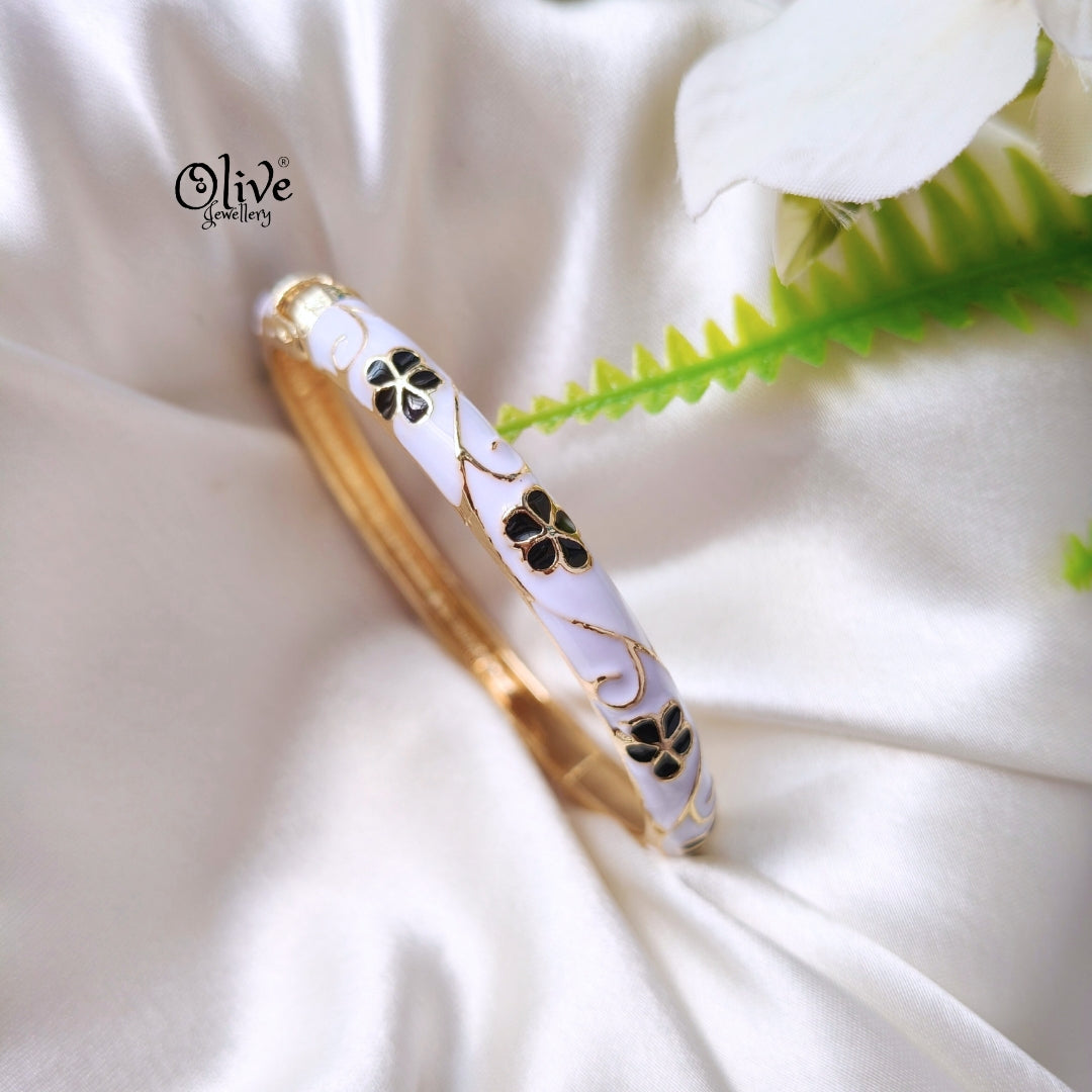 Enamel Kadas (Openable) - 45