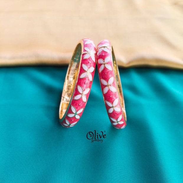 Enamel Kadas Pair (Openable) -127