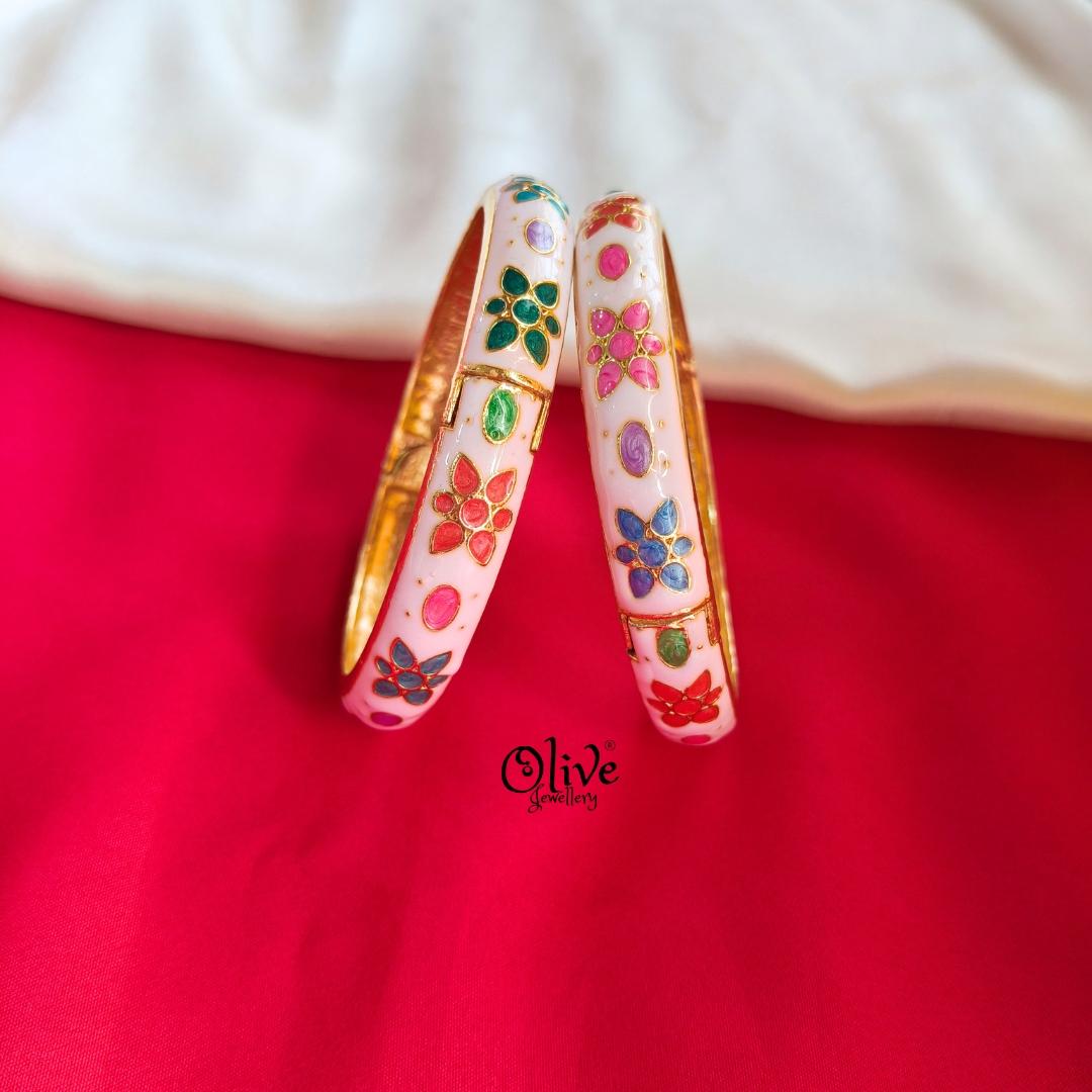 Enamel Kadas Pair (Openable) -132