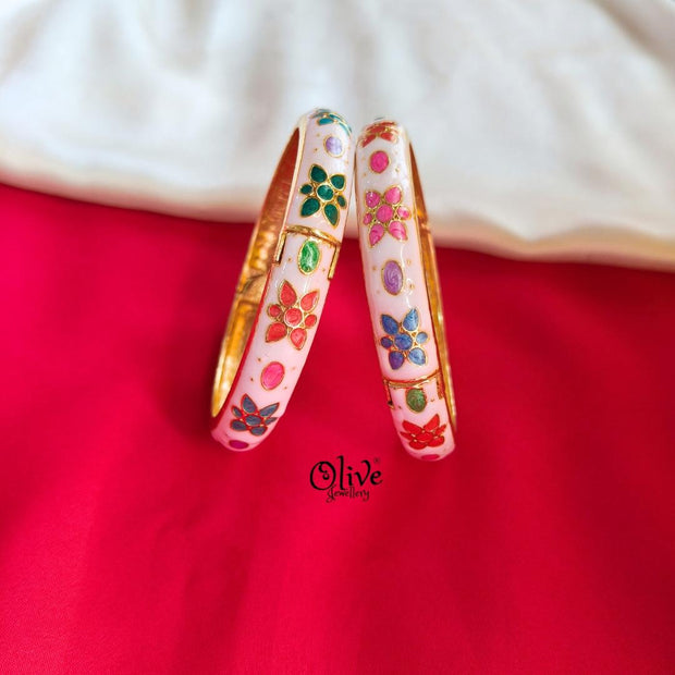 Enamel Kadas Pair (Openable) -132