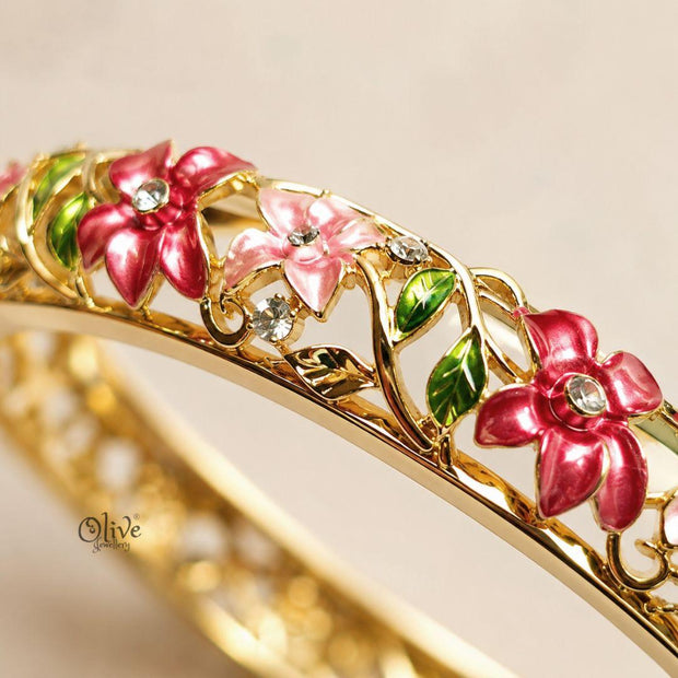 Crimson Petal Vine Kada (Openable)