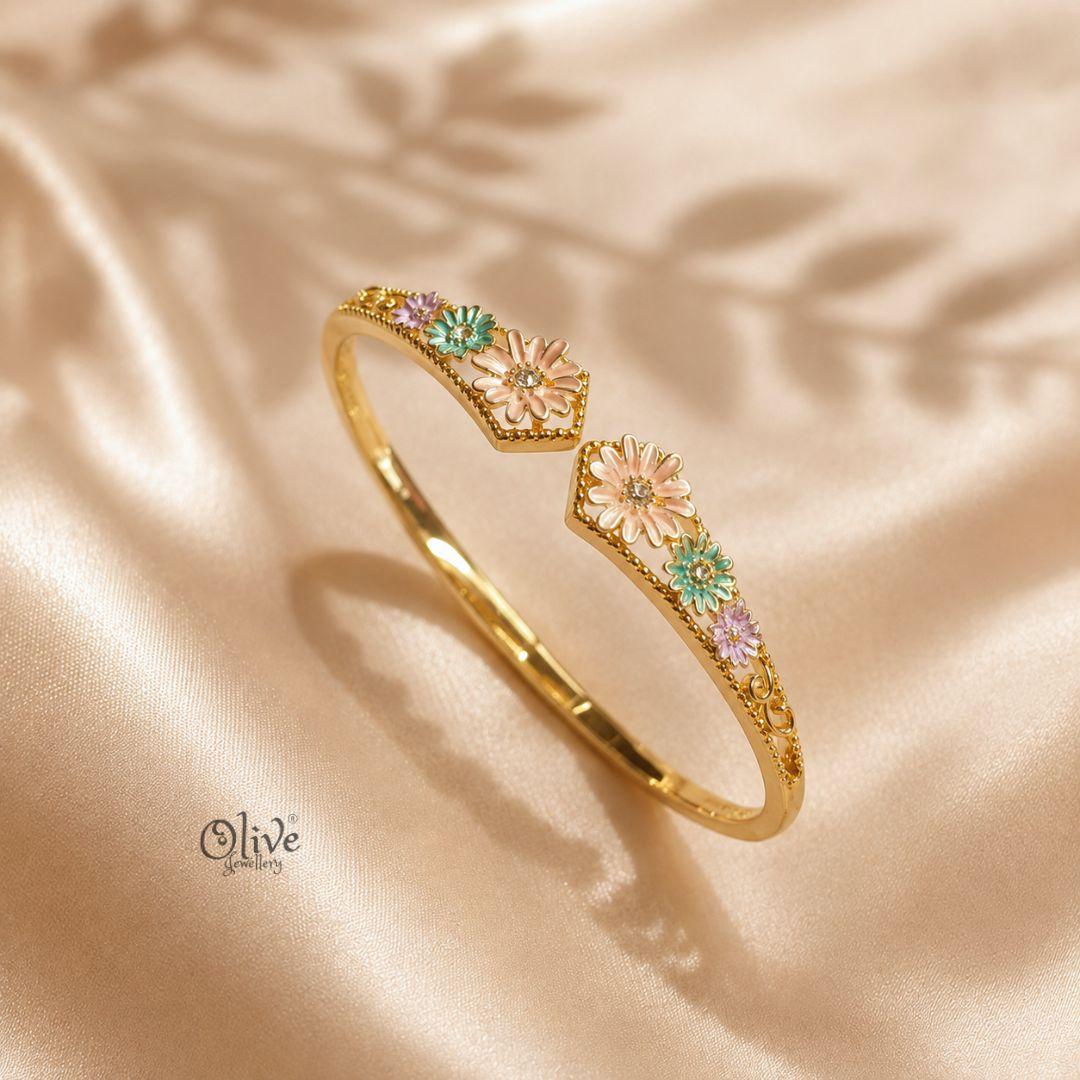Aqua Daisy Crest Kada (Openable)