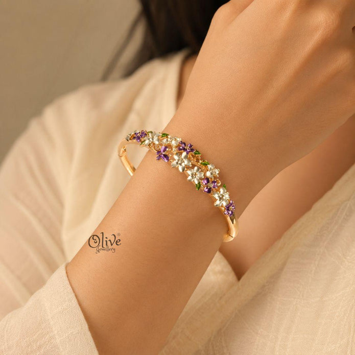 Ivory Wisteria Trail Kada (Openable)