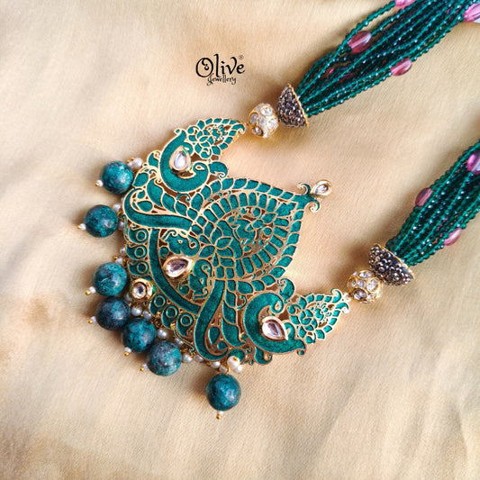 Filigree Neck Set