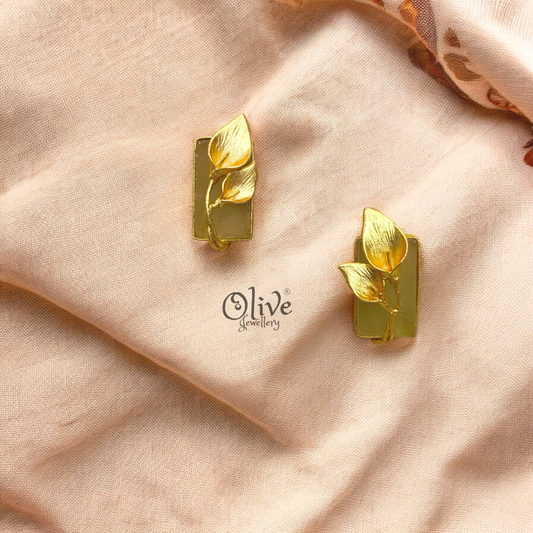 The Golden Leaf Stones