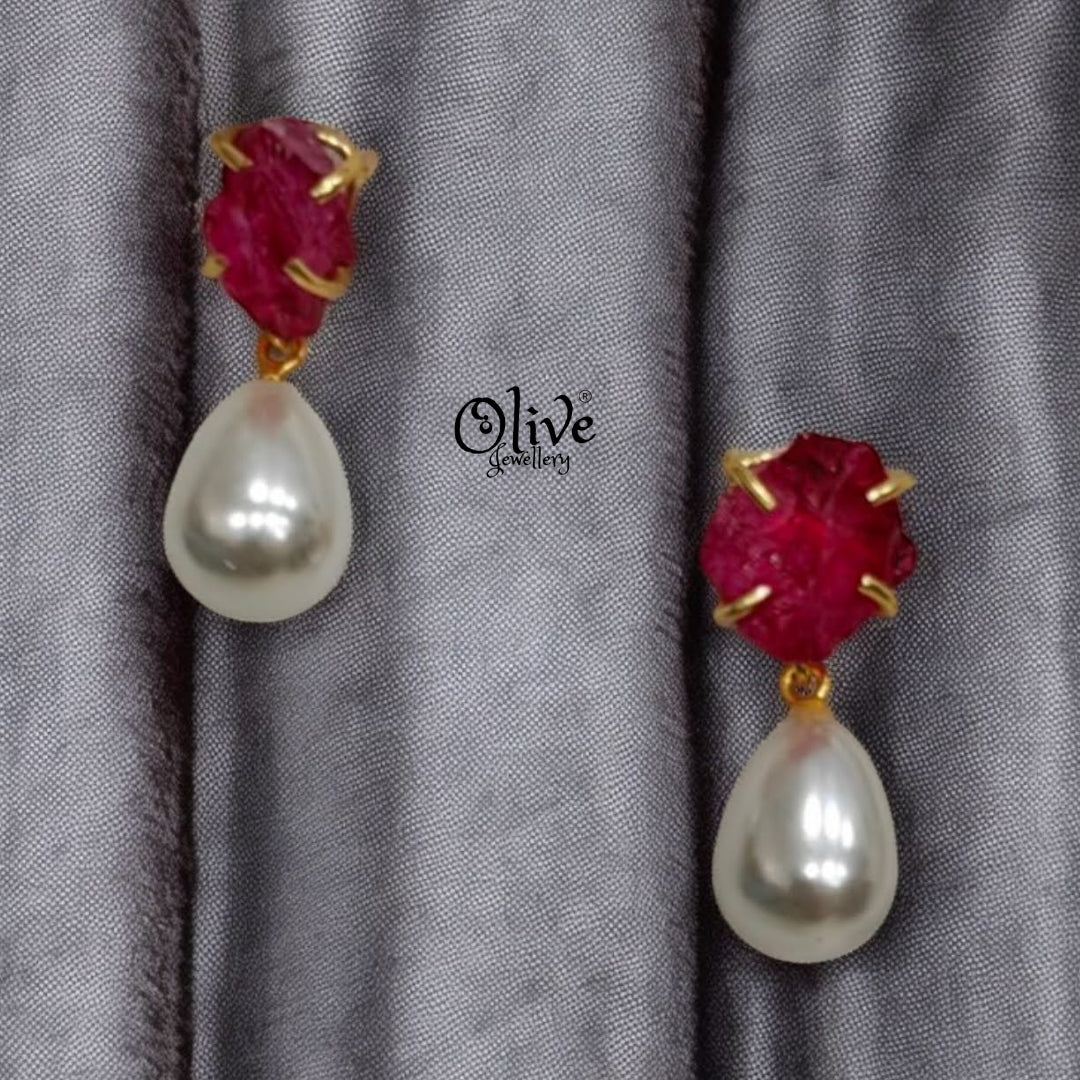 Golden Brass Earrings - 146