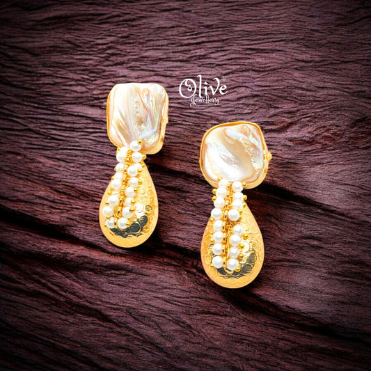 Golden Brass Earrings - 199
