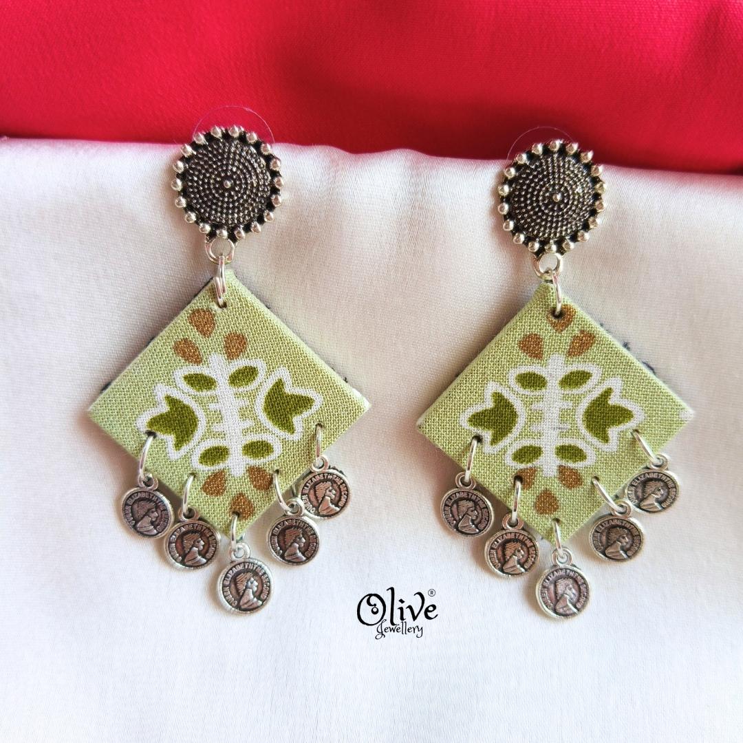 Handmade Kalamkari Earrings -015