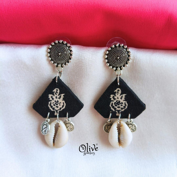 Handmade Kalamkari Earrings -033