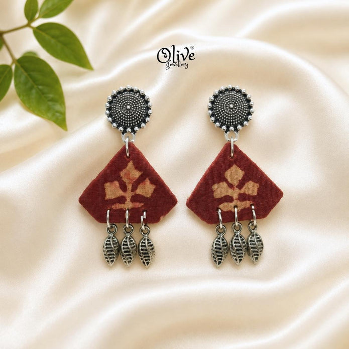 Handmade Kalamkari Earrings -076