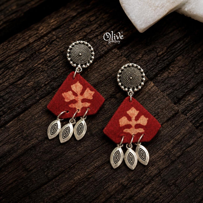 Handmade Kalamkari Earrings -099