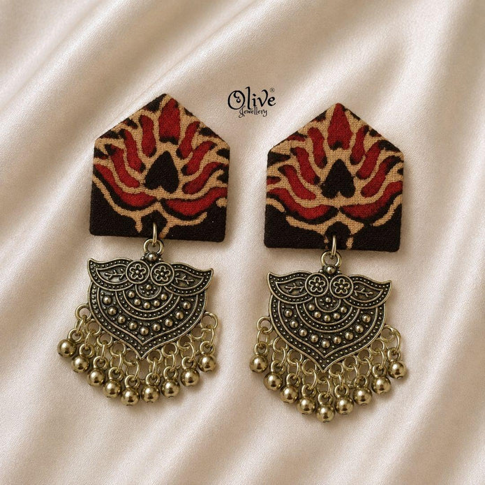 Handmade Kalamkari Earrings -124