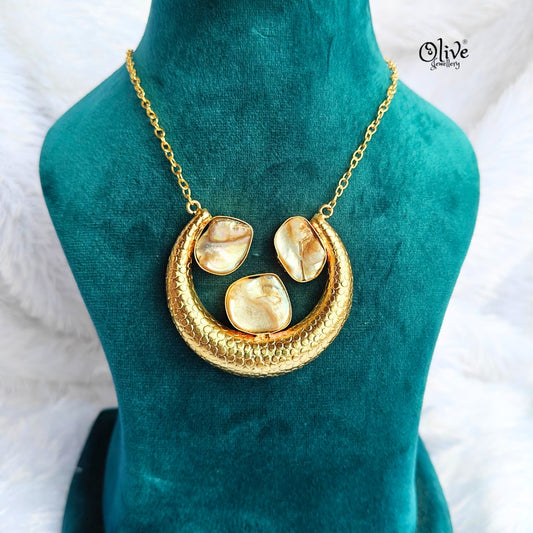 MOP Pendent