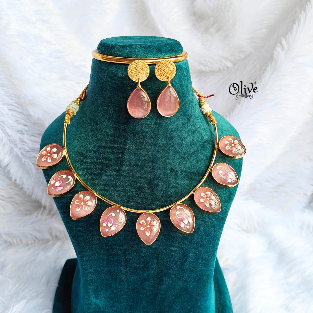 Monalisa Hasli with Tanjore Flower Painting