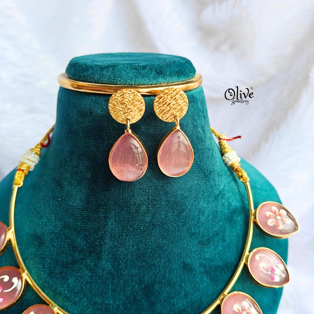 Monalisa Hasli with Tanjore Flower Painting