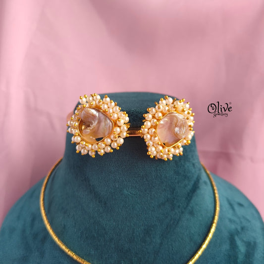 MOP Pendent