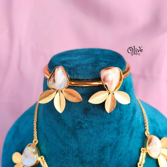 MOP Neckset