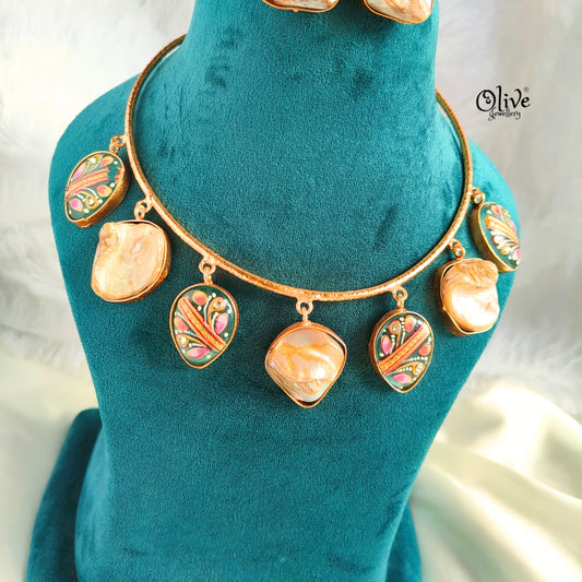 Tanjore Monalisa and MOP Hasli