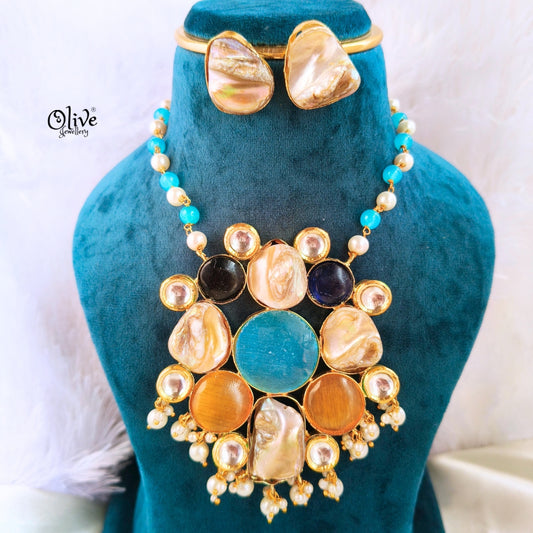 MOP Pendent