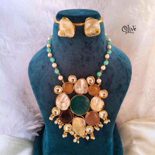 MOP Pendent