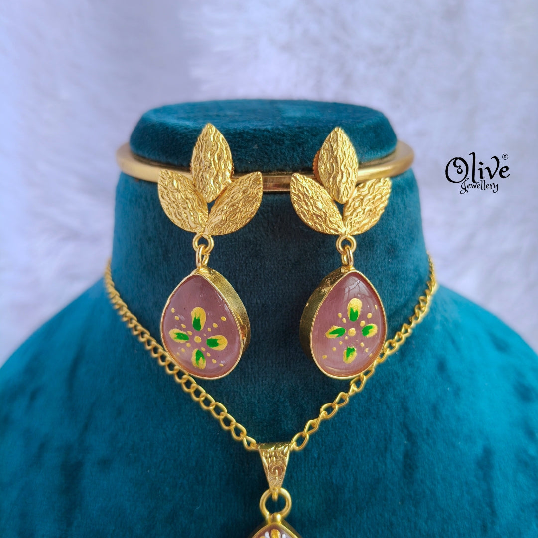 Tanjore Monalisa Pendent