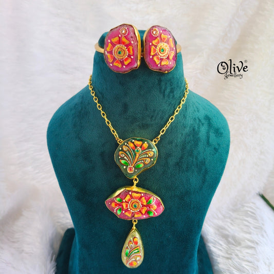 Tanjor Pendent - 176