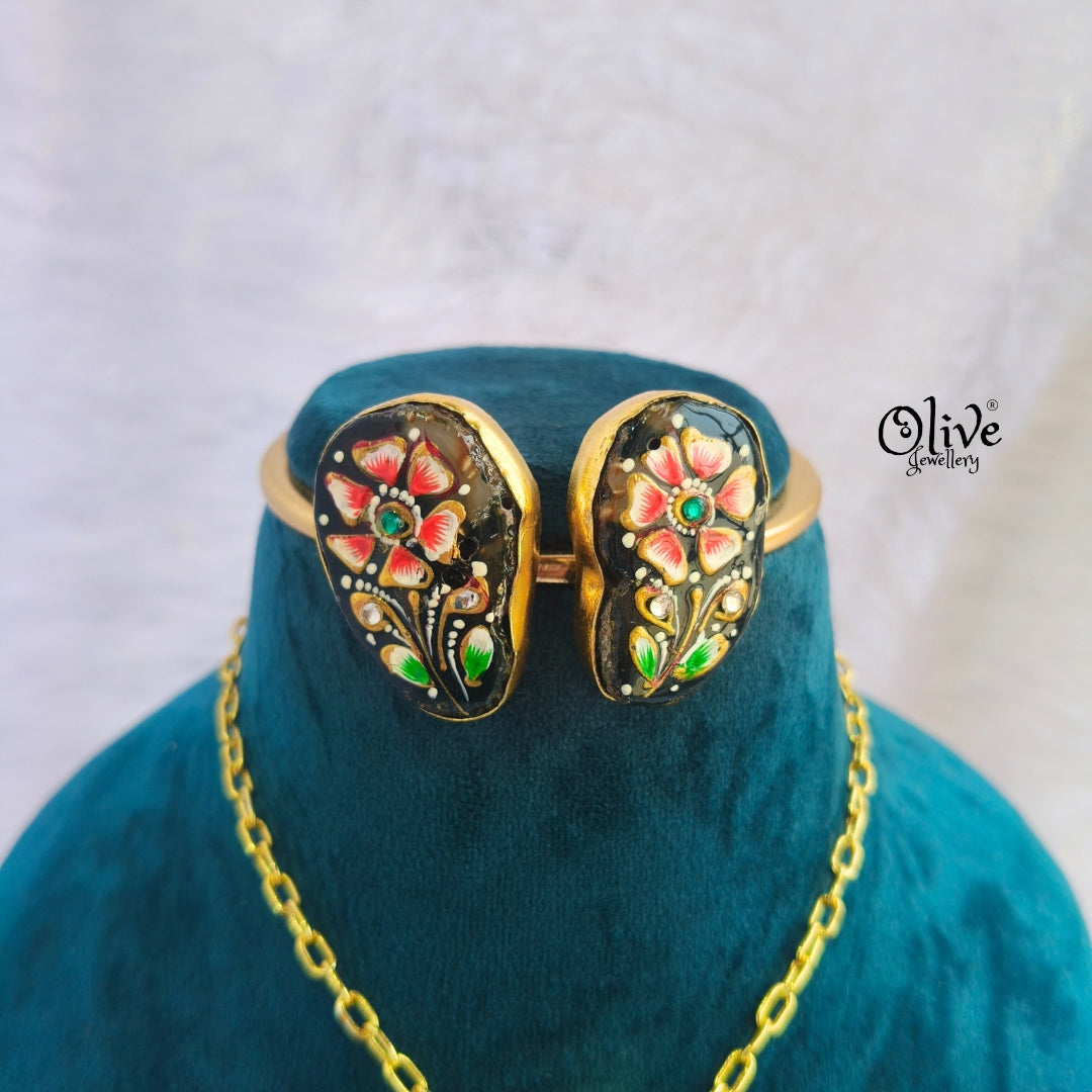 Tanjor Pendent - 179