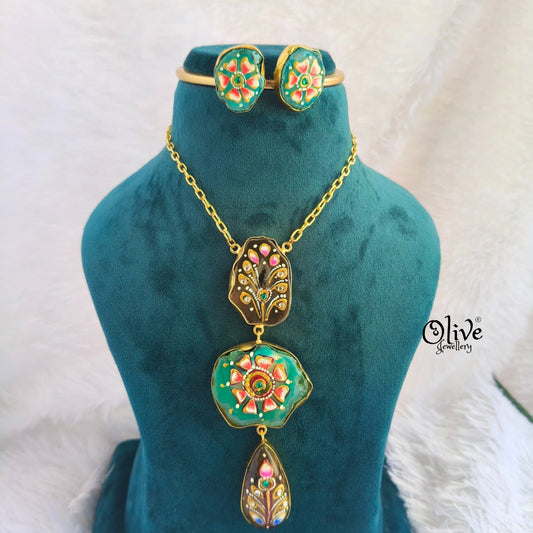 Tanjor Pendent - 183