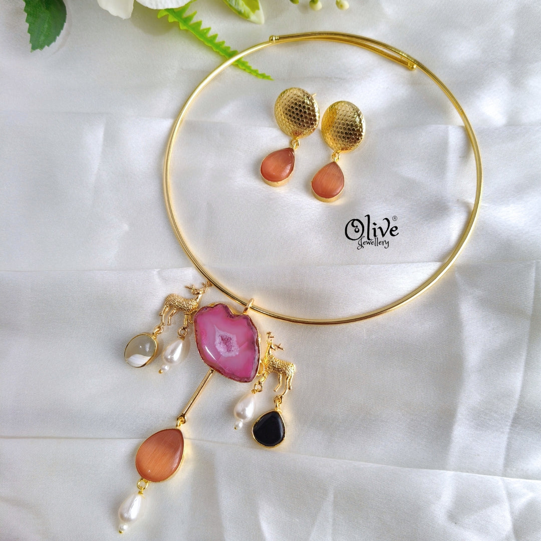 MOP Deer Pendent -309