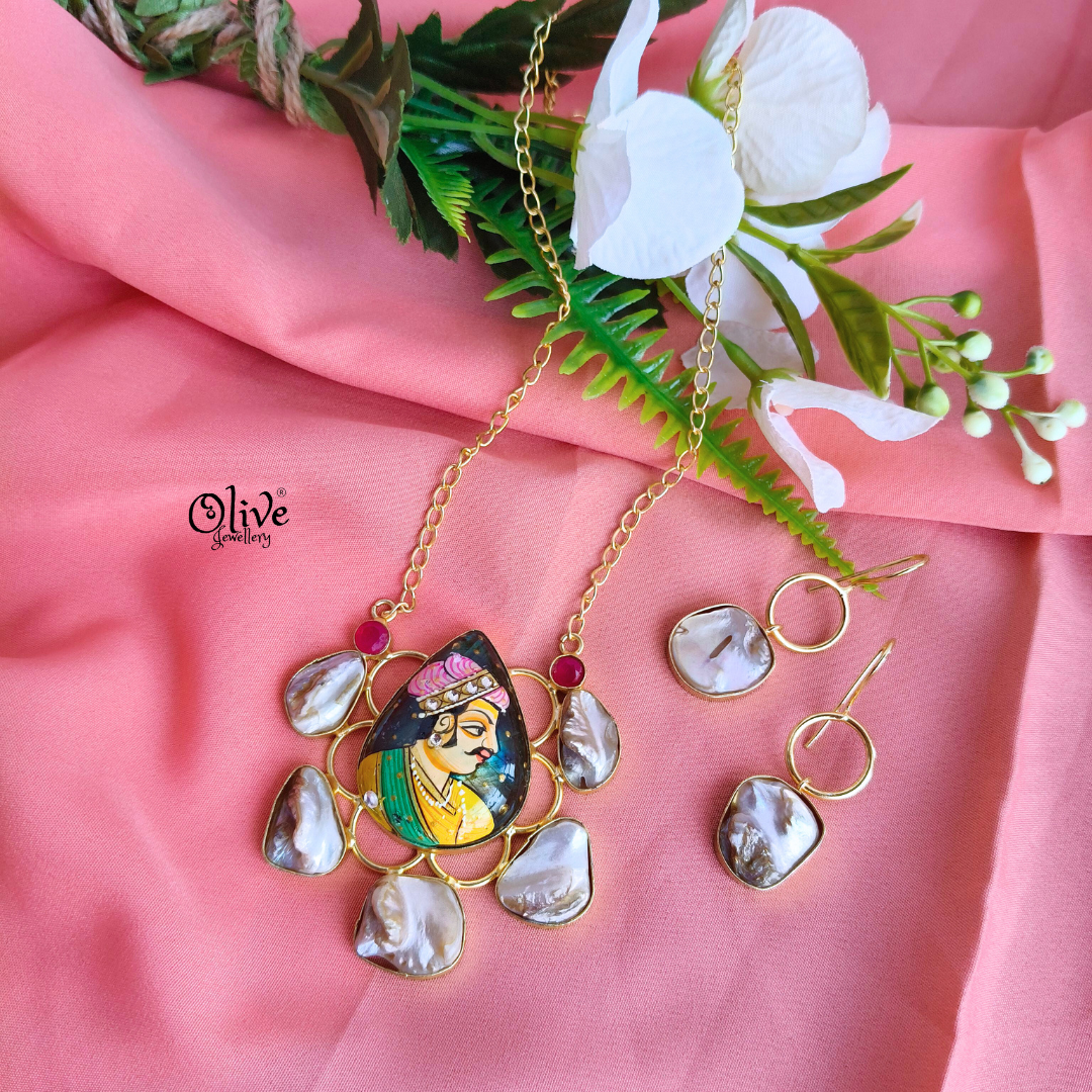 MOP  Pendent With Tanjore Painting