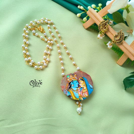 Radhakrishna Pendant -575
