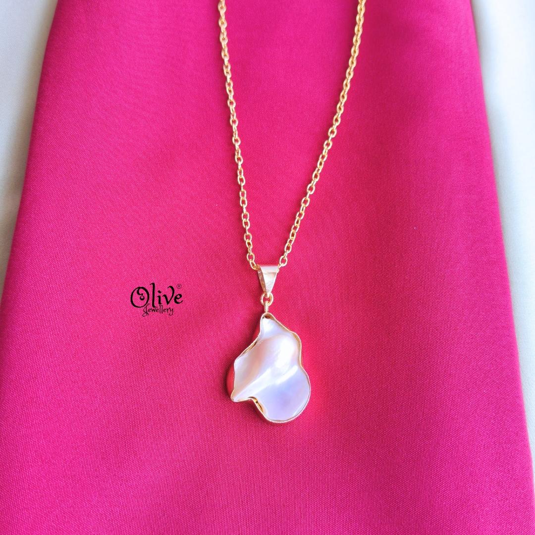 Burak Pearl chain-970
