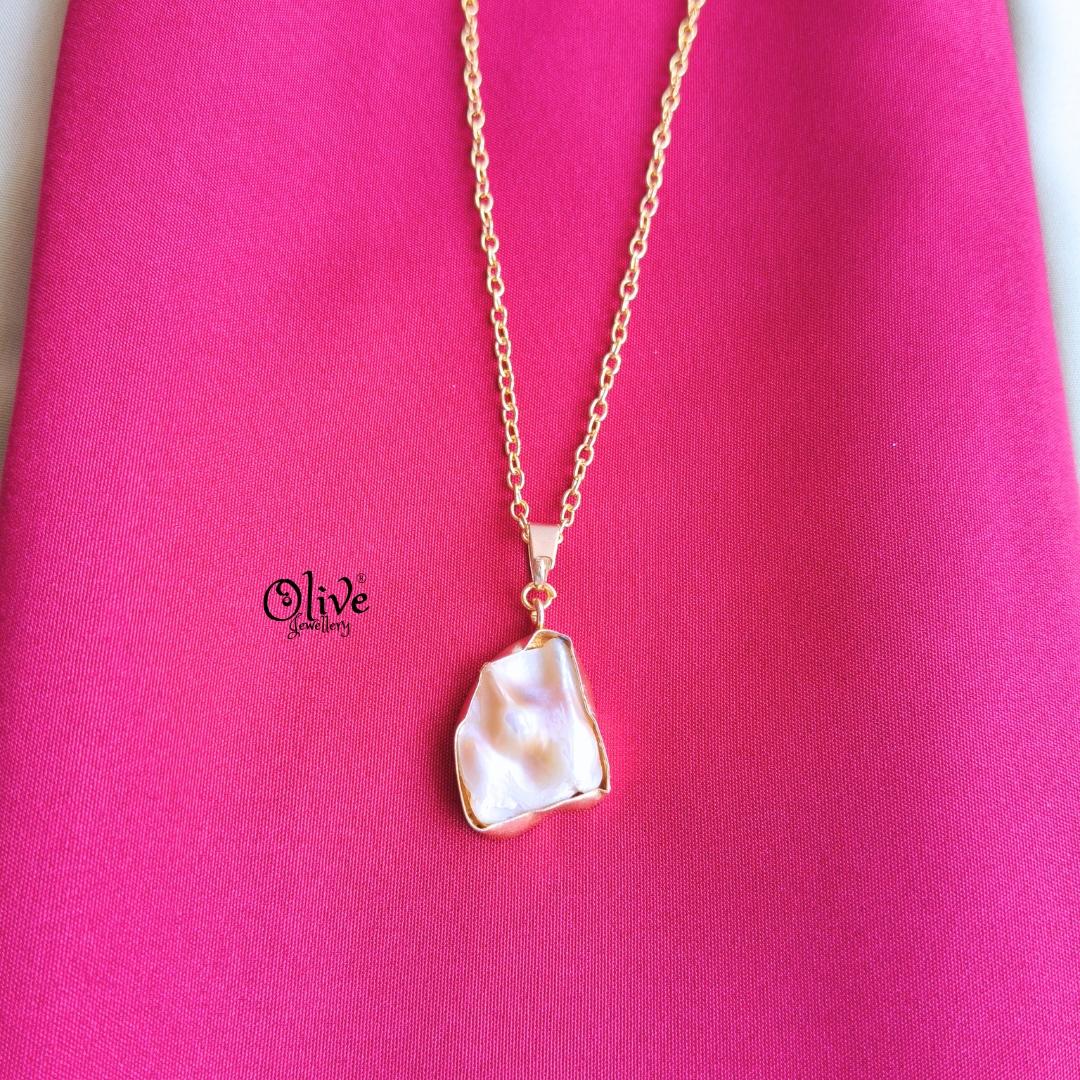Burak Pearl chain-970
