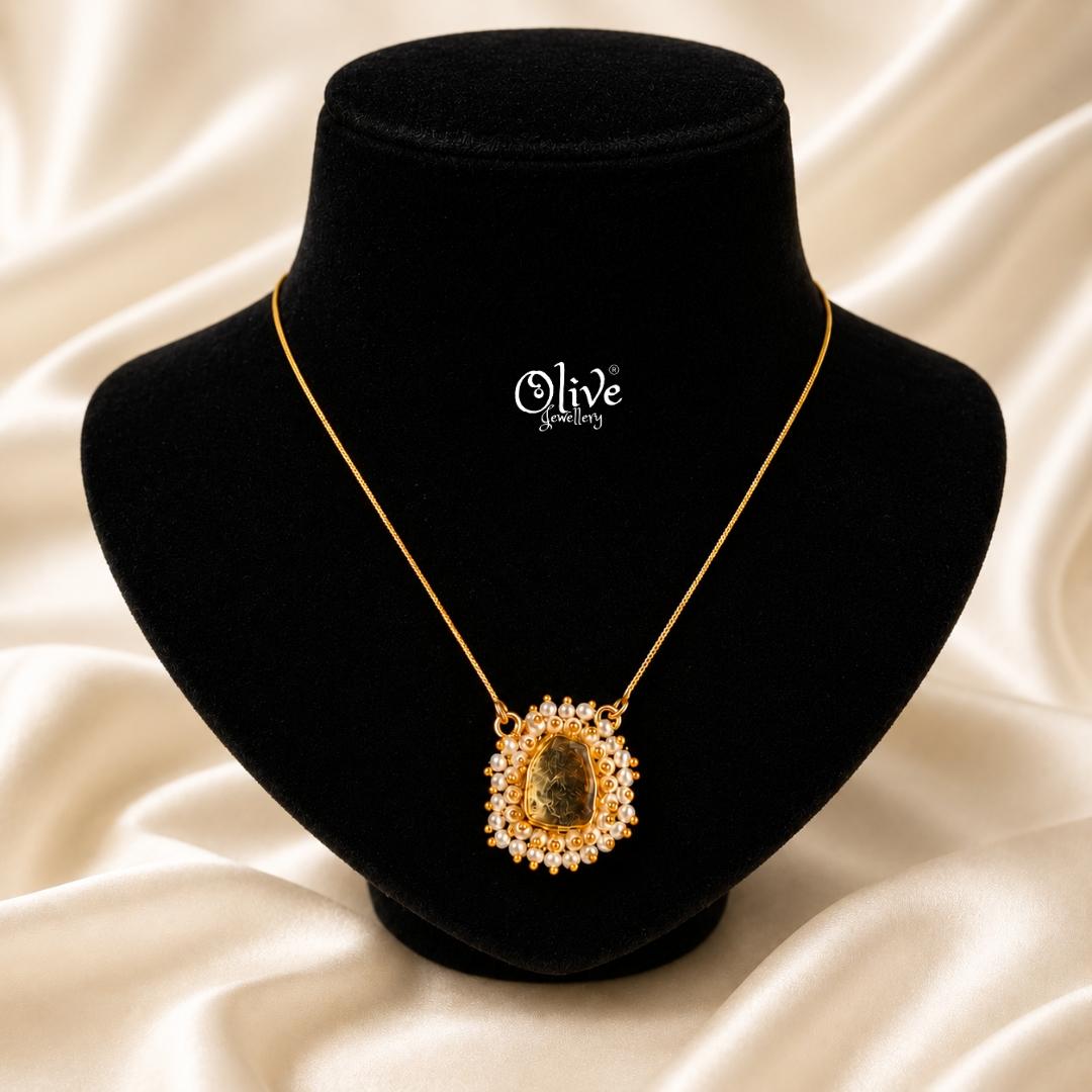Gem Stone Collection Pendent - Collet Fitting - with Pearls - 26